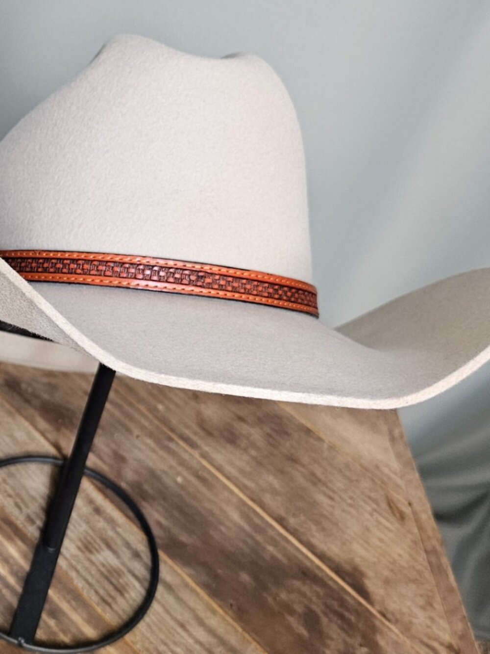 Stetson Marshall D4 Ranch Tan, size 7 1/4, like new - Picture 2 of 6